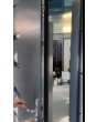 LIM Paris - Aluminium-Eingangstür mit Eiffelturm-Struktur aus gefrästem Metall