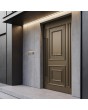 Braune Eingangstür aus Aluminium im traditionellen Stil