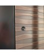 PIVOT M16 - Flügeltür aus Aluminium mit gefräster Metallstruktur