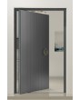 PIVOT V62 - Aluminium-Drehflügeltür mit vertikaler Fräsung