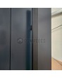 LIM RAIL4 double - Aluminium-Doppeltür mit vertikalen Lamellen und Fenster