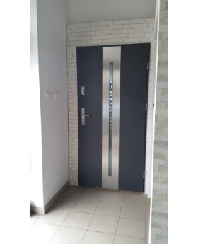 Farbe: glatt anthrazit; Glasart: reflektierend